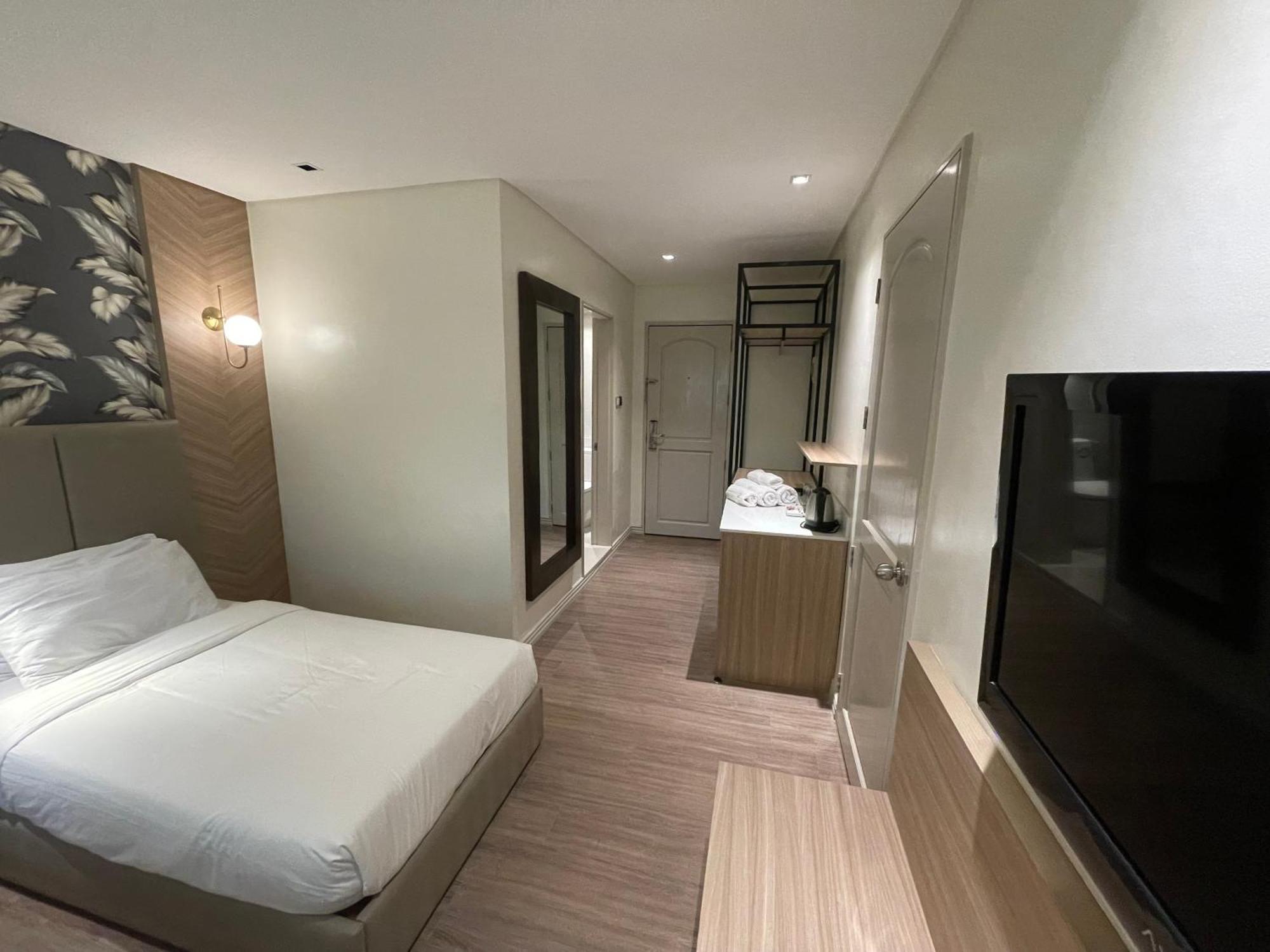 Luisita Central Park Hotel Tarlac City Phòng bức ảnh
